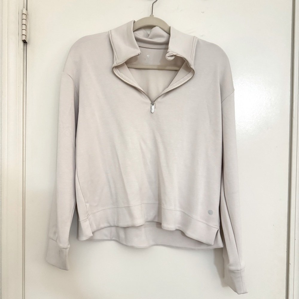 Apana Athletic Pullover – Size Small
